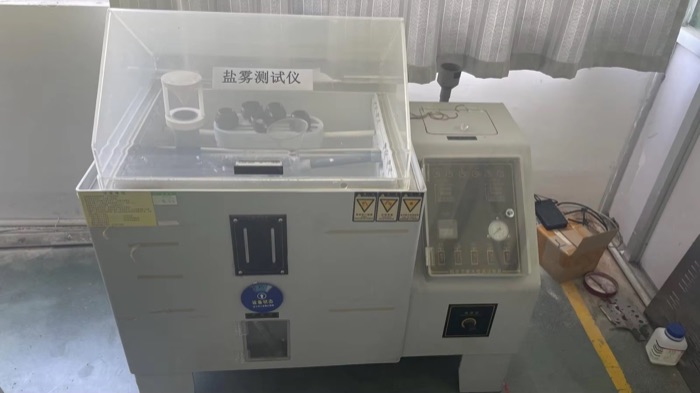 Salt spray tester for corrosion resistance verification